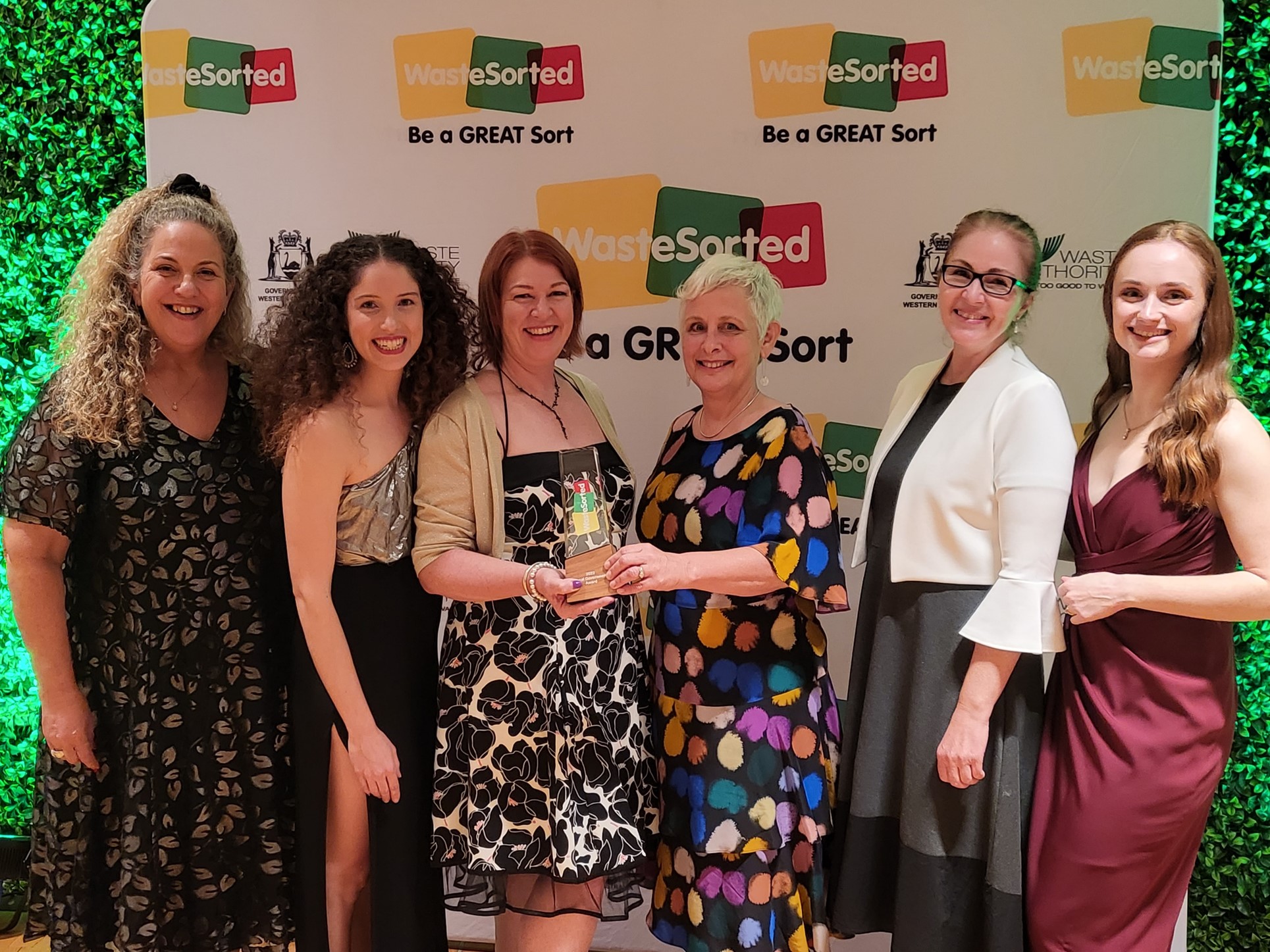 WMRC & Resource Recovery Group win 2022 WasteSorted Award